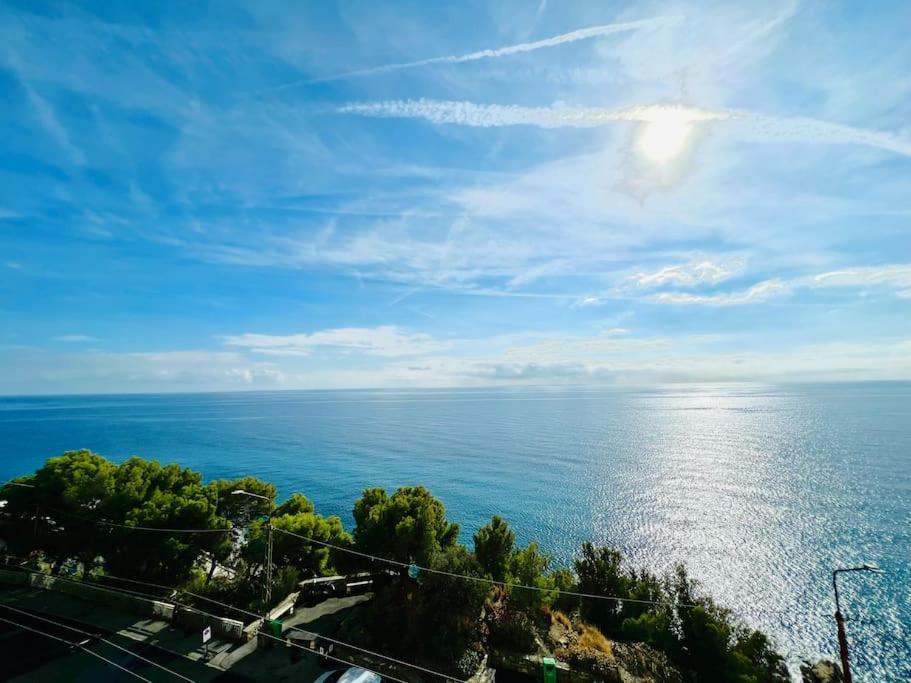 Suite Sunset 21 - Fronte Mare 산레모 외부 사진