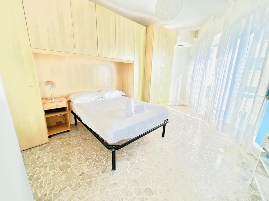 Suite Sunset 21 - Fronte Mare 산레모 외부 사진