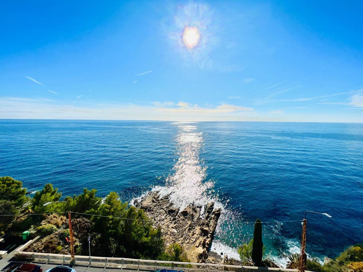 Suite Sunset 21 - Fronte Mare 산레모 외부 사진
